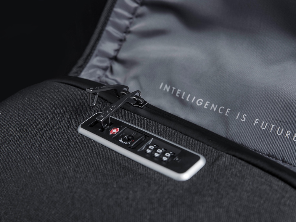 Водостойкий антикражный рюкзак Clickpack для ноутбука 15.6, черный — изображение 6