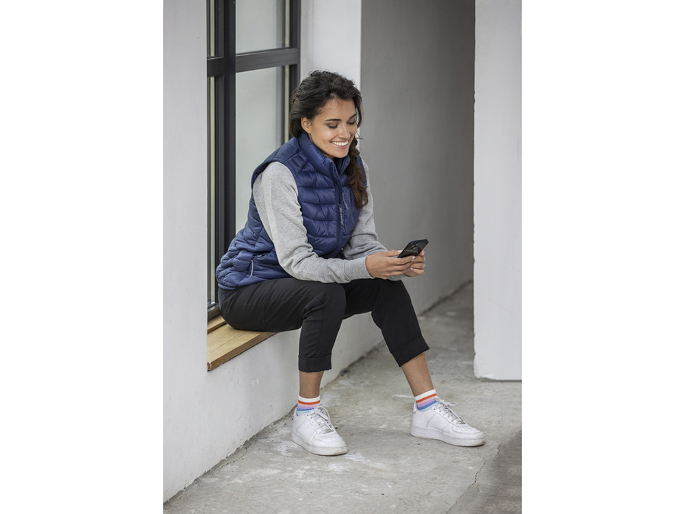 Женский утепленный жилет Pallas из переработанных материалов по стандарту GRS - Темно - синий — изображение 5