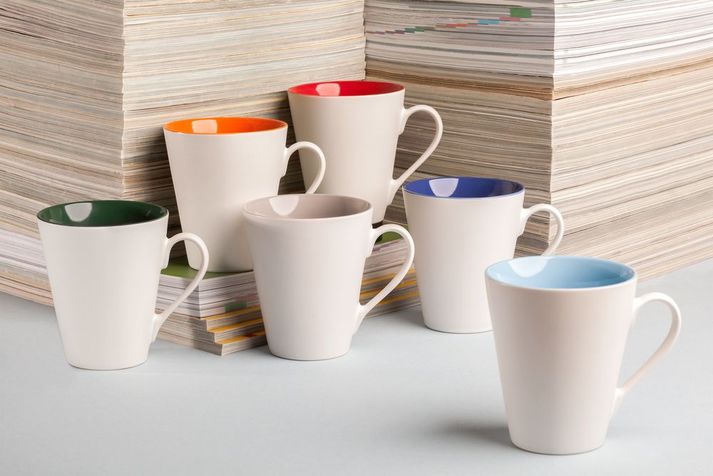 Кружка New Bell матовая, белая с серым — изображение 3