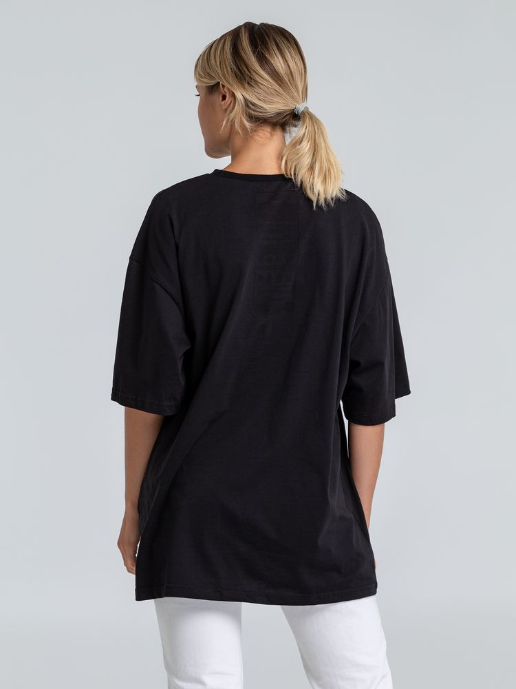 Футболка оверсайз «He is So Pretty. Давид», черная — изображение 5