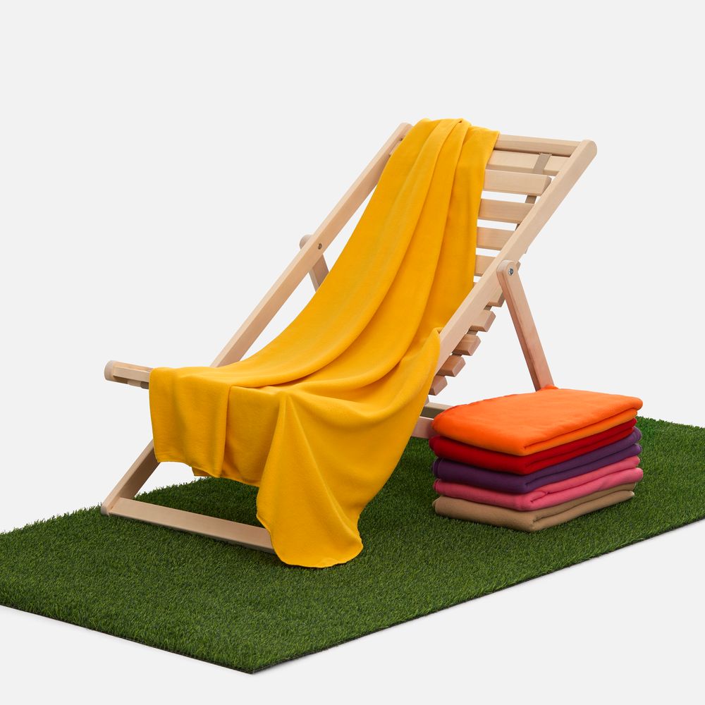 Флисовый плед Warm&Peace, желтый — изображение 6