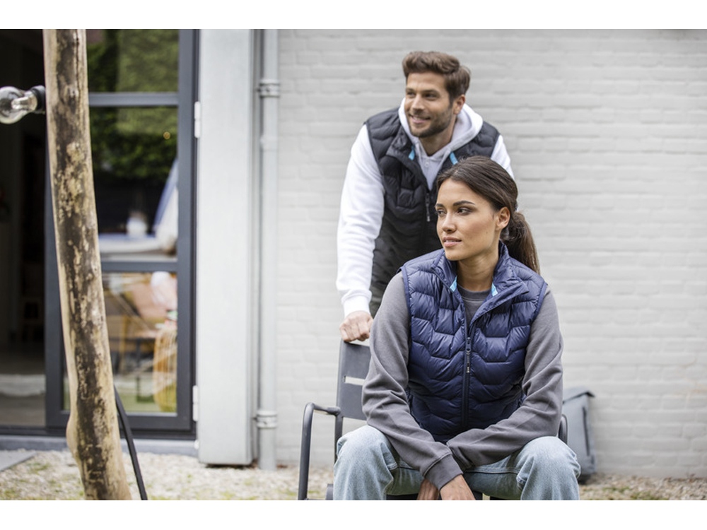 Женская утепленная телогрейка Epidote из материалов, переработанных по стандарту GRS - сплошной черный — изображение 9