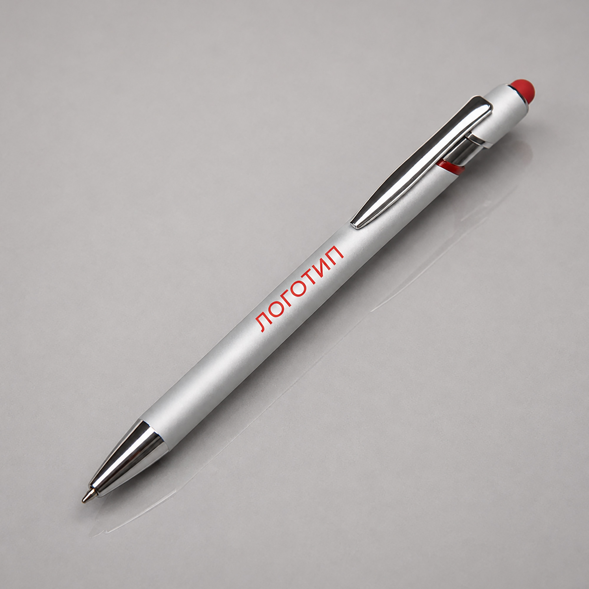 Ручка-стилус металлическая шариковая Sway Monochrome с цветным зеркальным слоем, серебристый с красным