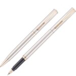 Набор Pierre Cardin PEN&PEN: ручка шариковая + роллер. Цвет - серебристый. Упаковка Е.