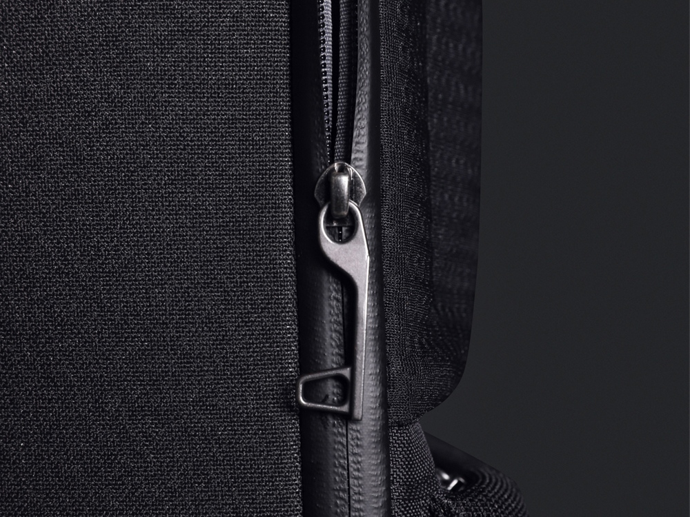 Водостойкий антикражный рюкзак Clickpack для ноутбука 15.6, черный — изображение 9