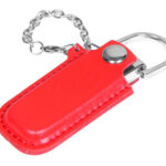 Флешка в массивном корпусе с кожаным чехлом, 8 Гб, красный