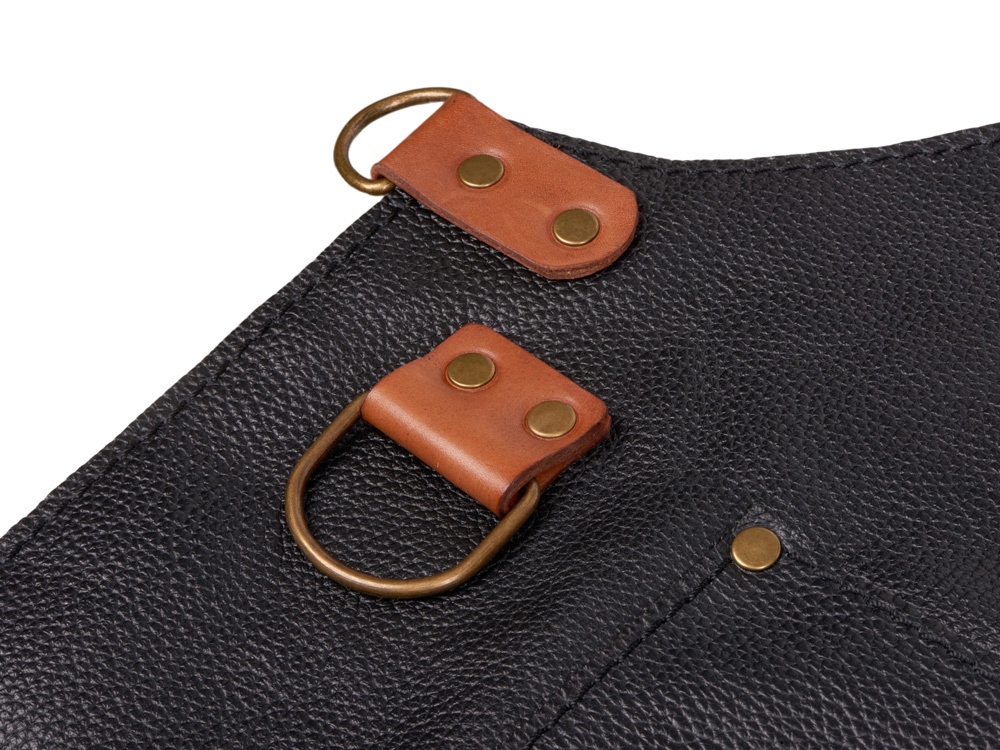 Фартук из натуральной кожи флотер Материал: натуральная кожа КРС, цвет фартука: черный, цвет ремней: светлый бук, фурнитура из металлического сплава ЦАМ, цвет фурнитуры: антик, размер универсальный — изображение 11