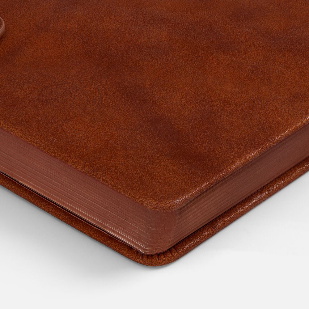 Ежедневник Leadmark, недатированный, коричневый — изображение 5