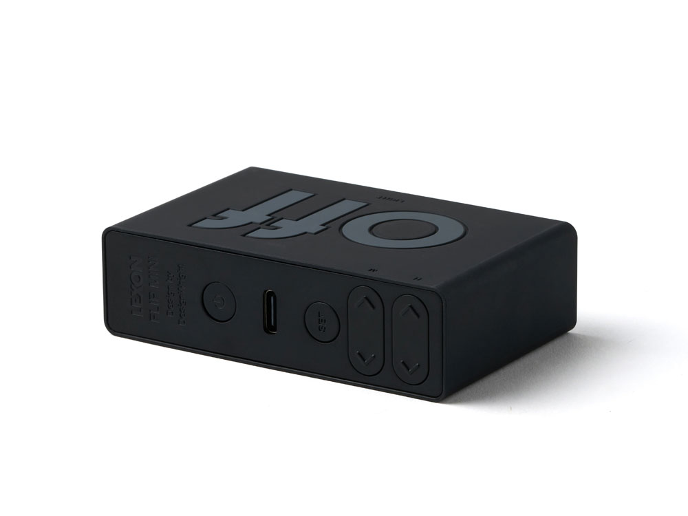 Часы настольные Flip Mini, черный — изображение 5