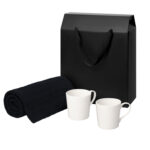 Подарочный набор Siena, Fado, темно-синий в черной коробке-пакете (две фарфоровых кружки, плед)