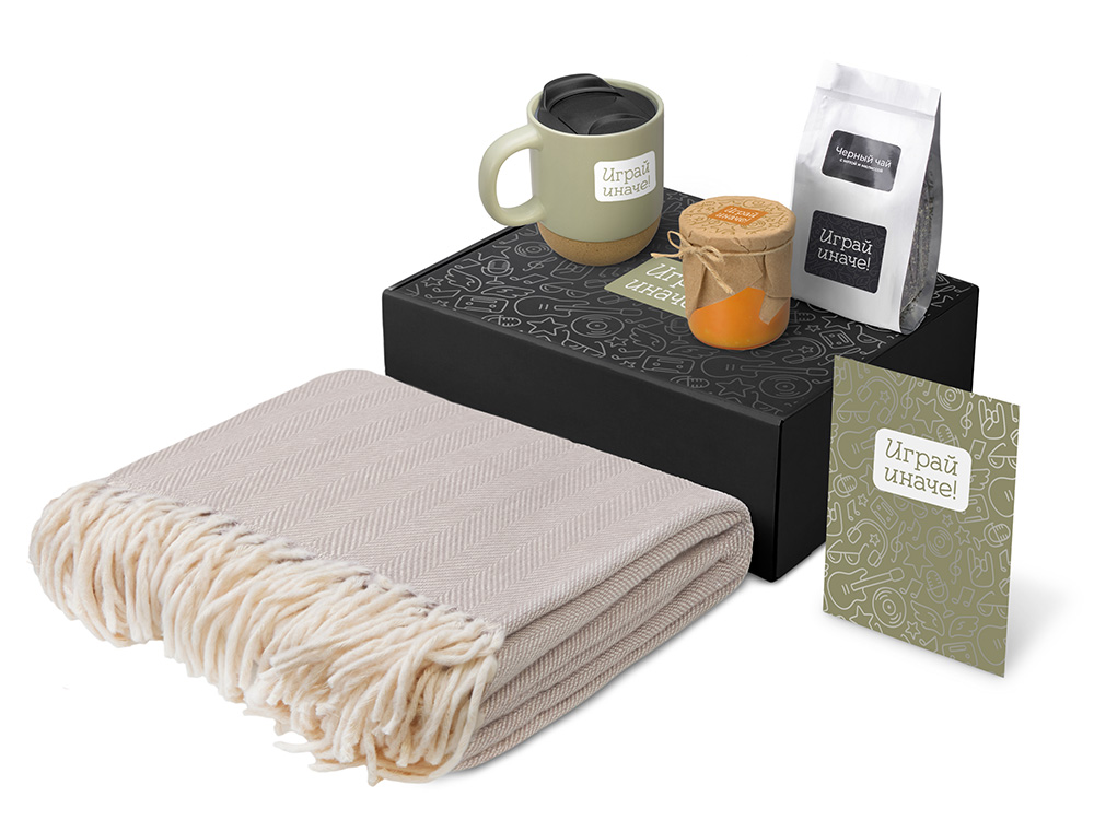 Подарочный набор Re:y. Nest с пледом, кружкой и вареньем