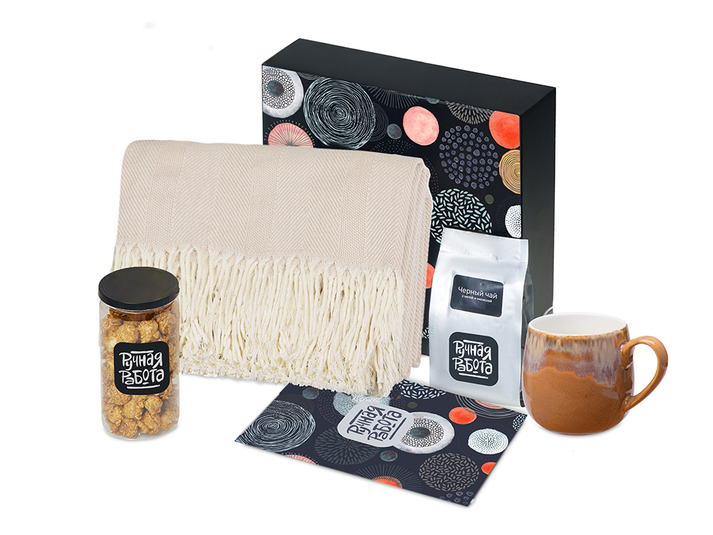 Подарочный набор Re:y. Haven с пледом, кружкой и чаем