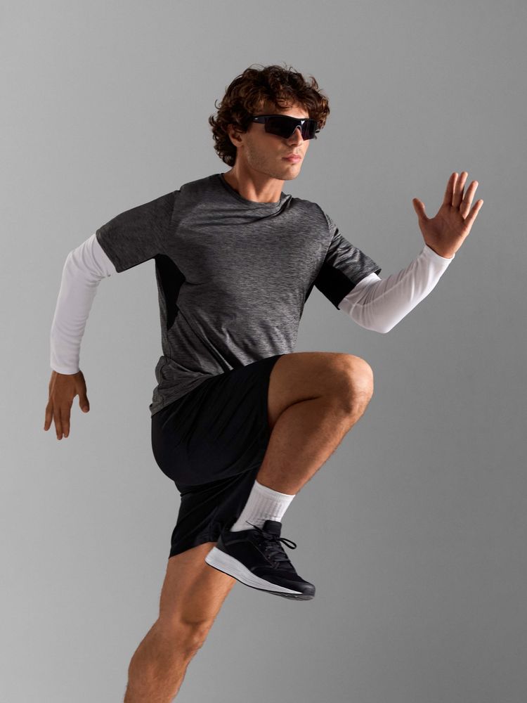 Футболка спортивная унисекс Storm, бежевая (льняная) — изображение 7