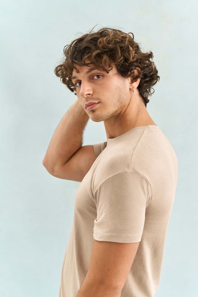 Футболка унисекс Regent 150, серо-бежевая — изображение 5