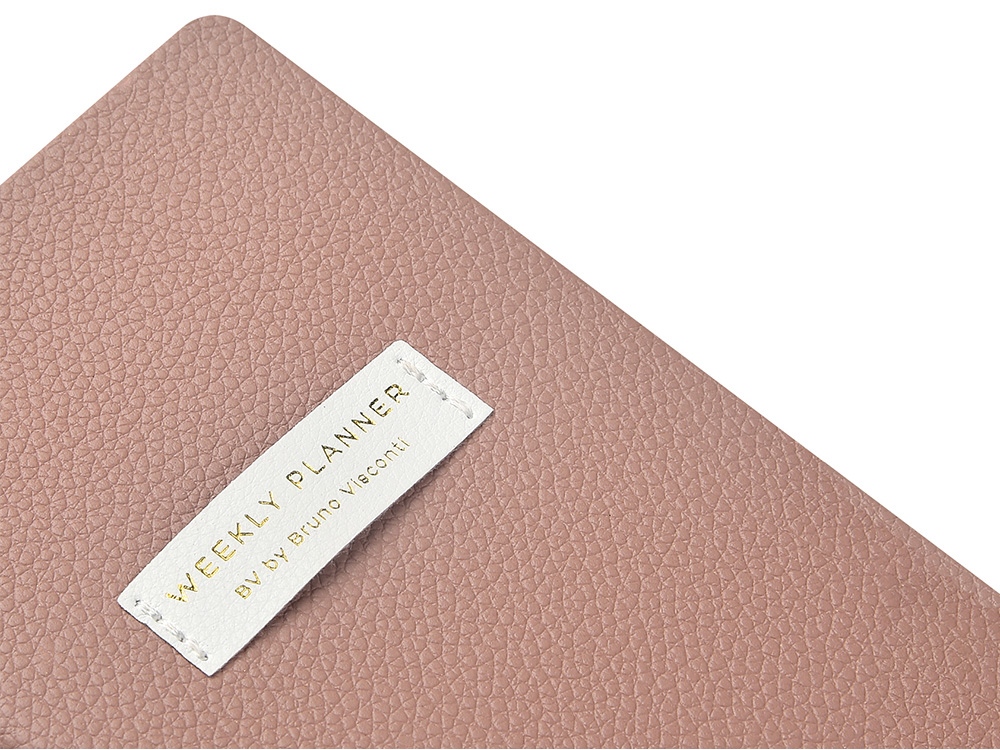 Еженедельник недатированный А6 Morandi. Пыльная роза с нашивкой, пыльно-розовый — изображение 3