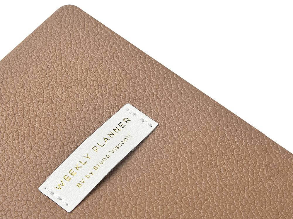 Еженедельник недатированный А6 Total beige с нашивкой, бежевый — изображение 3
