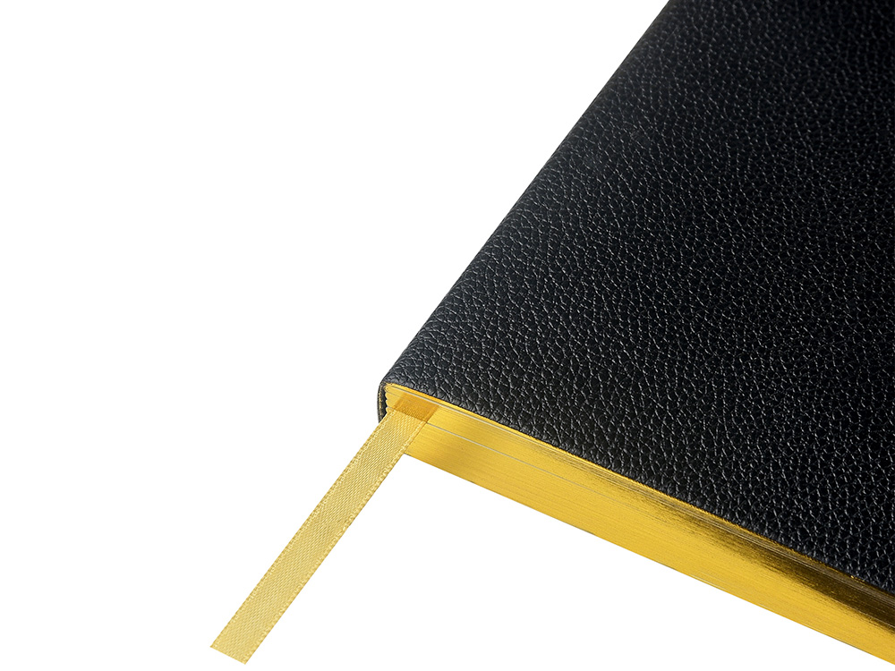 Ежедневник недатированный А5 Black с нашивкой, черный — изображение 4