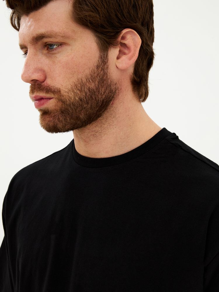 Футболка Oversize Premium, черная — изображение 3