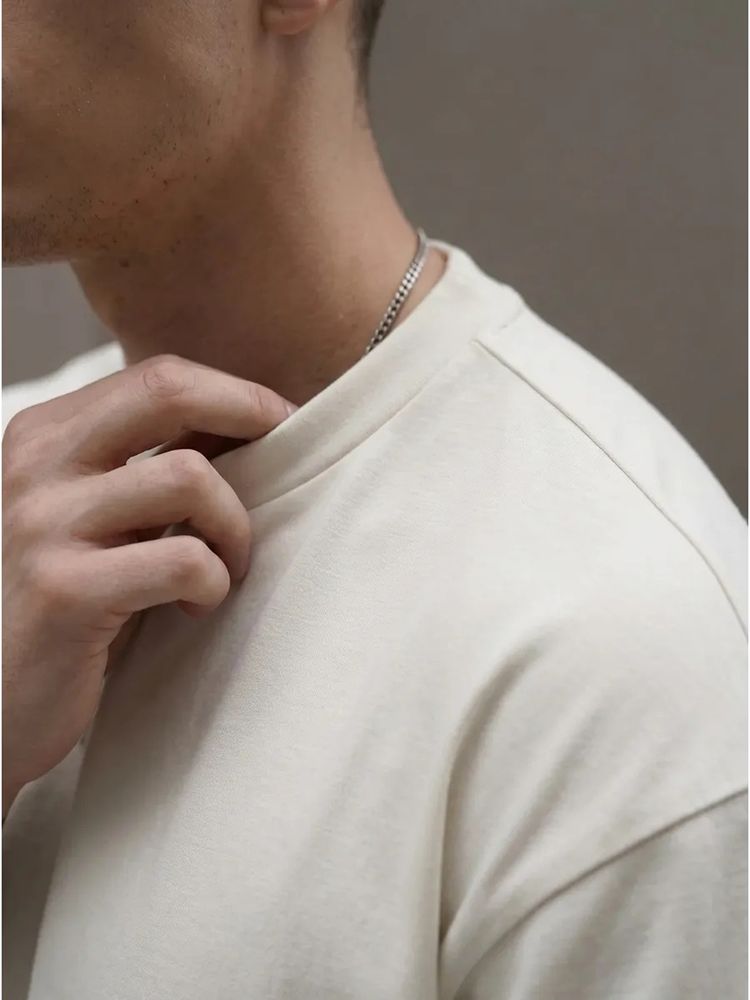 Футболка Oversize Premium 210, молочно-белая — изображение 2